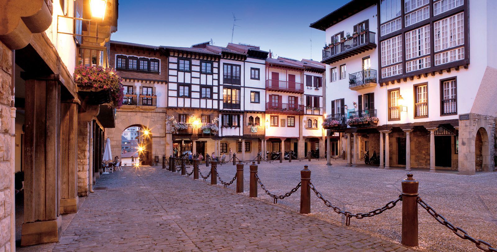 plaza-hondarribia