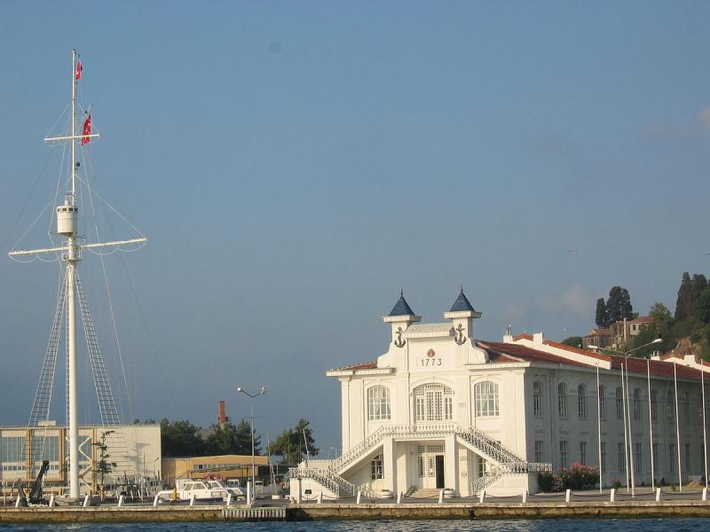 image-1200px-heybeli_deniz_lisesi